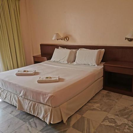 Oyo 89972 Borneo Paradise Beach Hotel Kota Kinabalu Eksteriør bilde