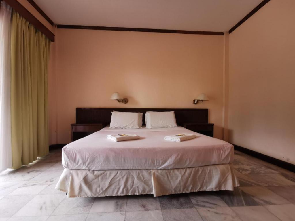 Oyo 89972 Borneo Paradise Beach Hotel Kota Kinabalu Eksteriør bilde